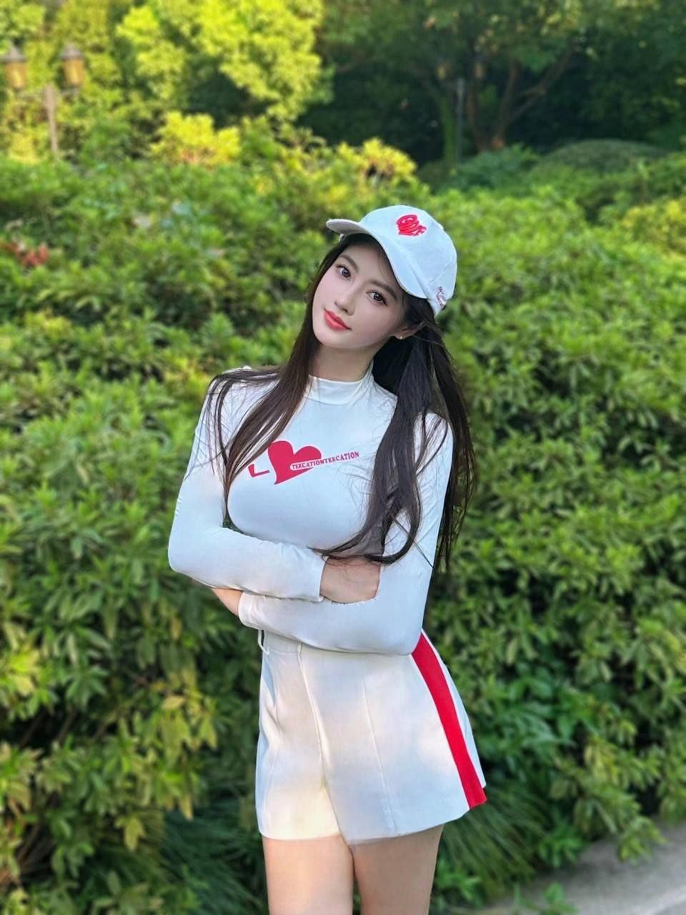 天然0整反差婊
