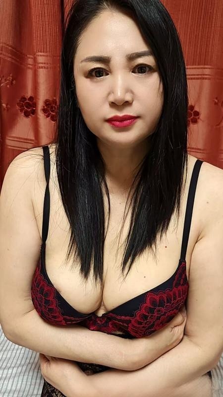 包头泄火丰满熟女