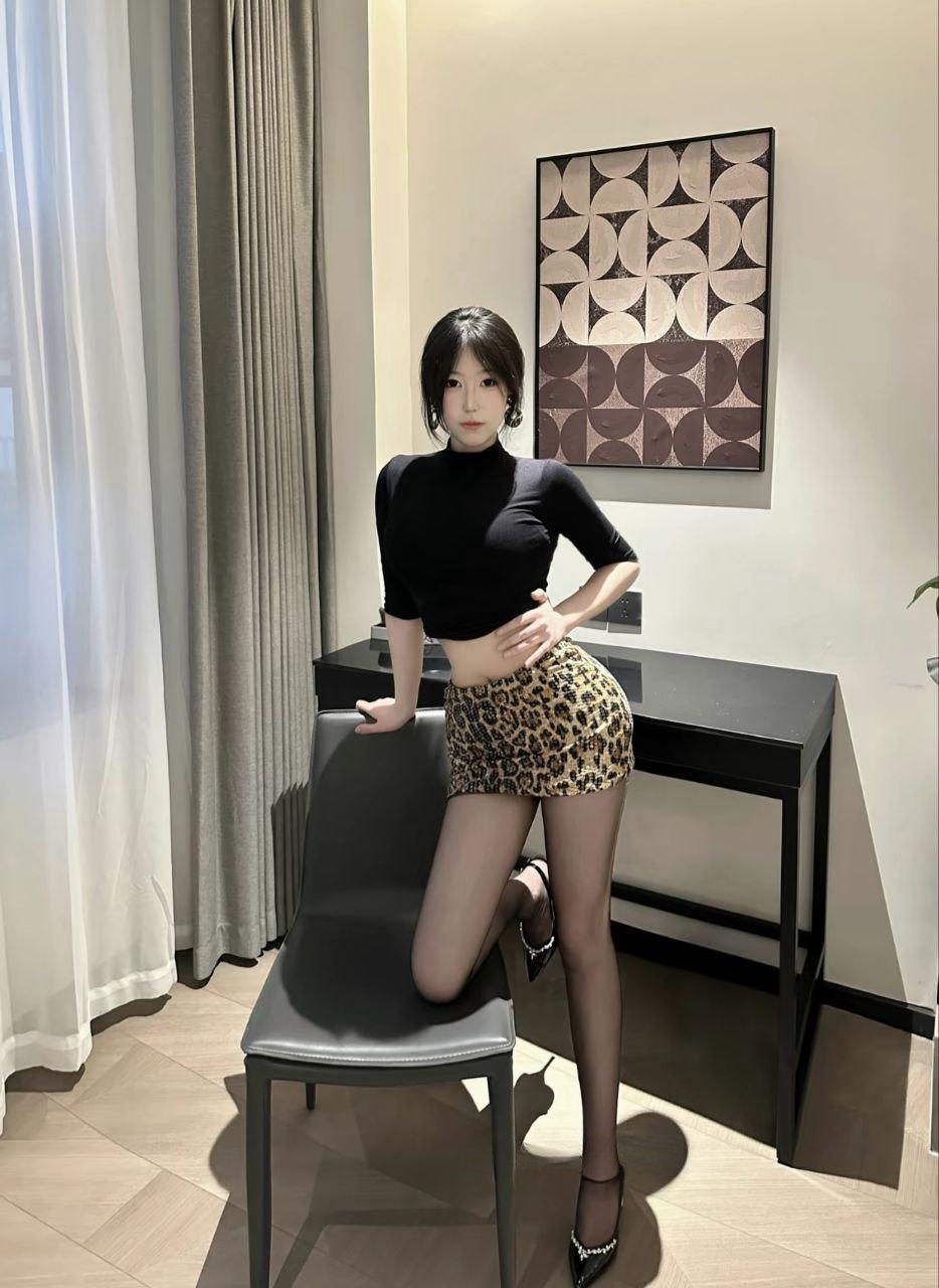 小骚b又紧水又多