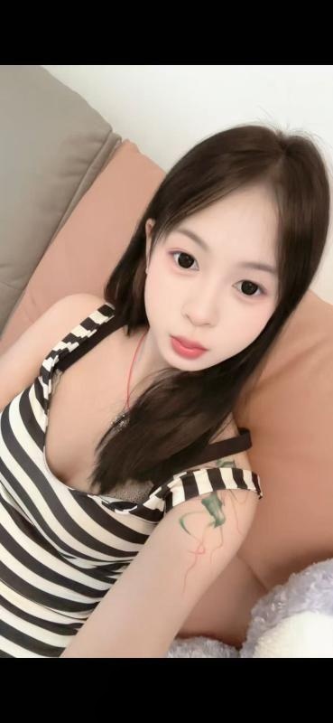 江岸小嫩妹超粉