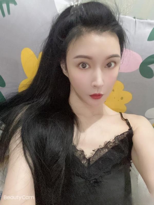东区妩媚御姐