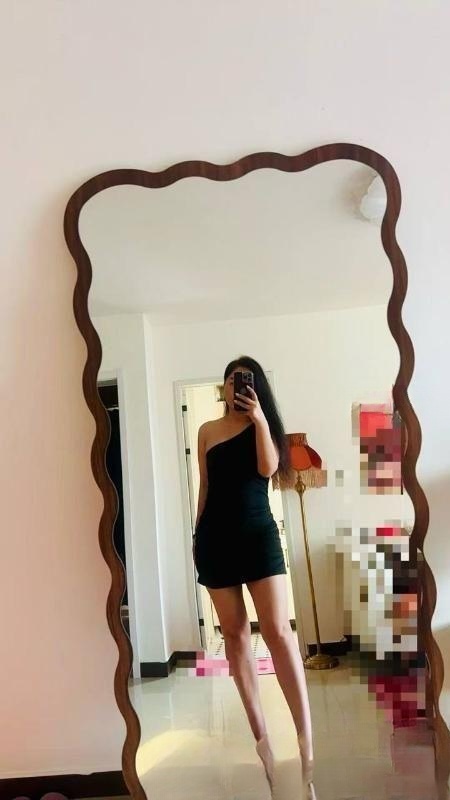服务拉满御姐型老师